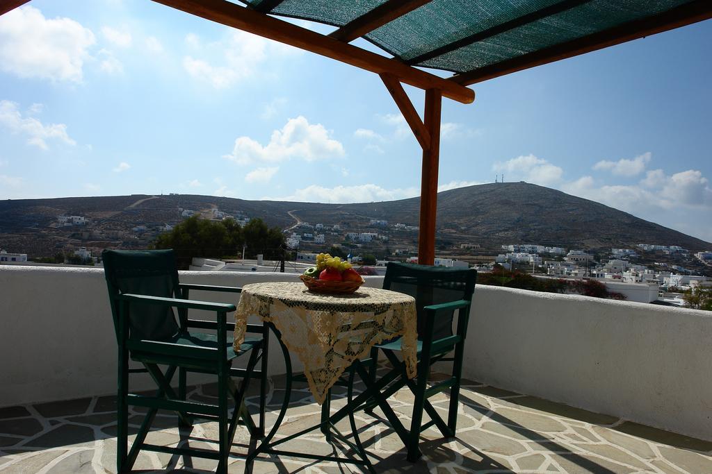 Irene Rooms Folégandros Rum bild